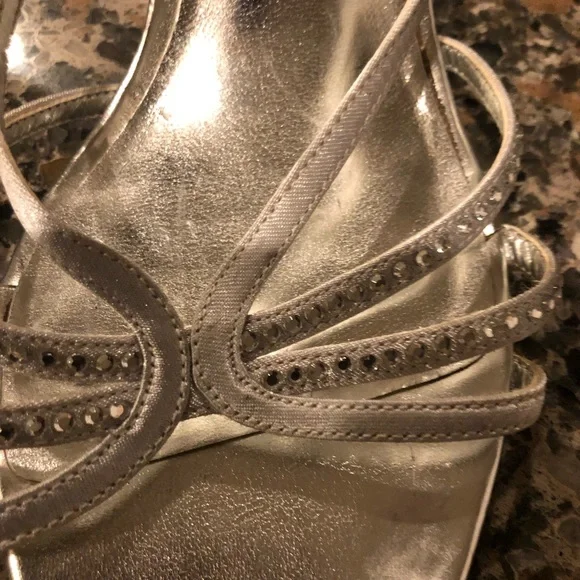 Nina Strappy Slide Silver Sparkly Sandal Heels in EUC 7 1/2 3 1/2 “Rhine… - Picture 2 of 5